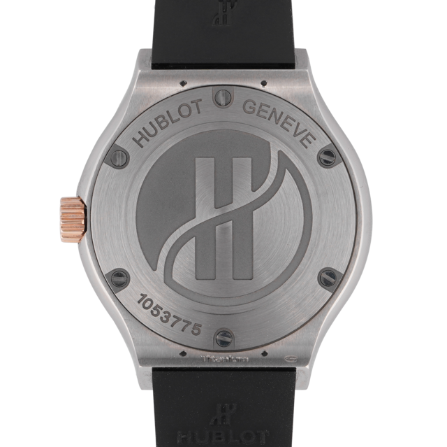 Đồng hồ nam Hublot Classic Fushion Titanium 581.NO.1181.RX đáy