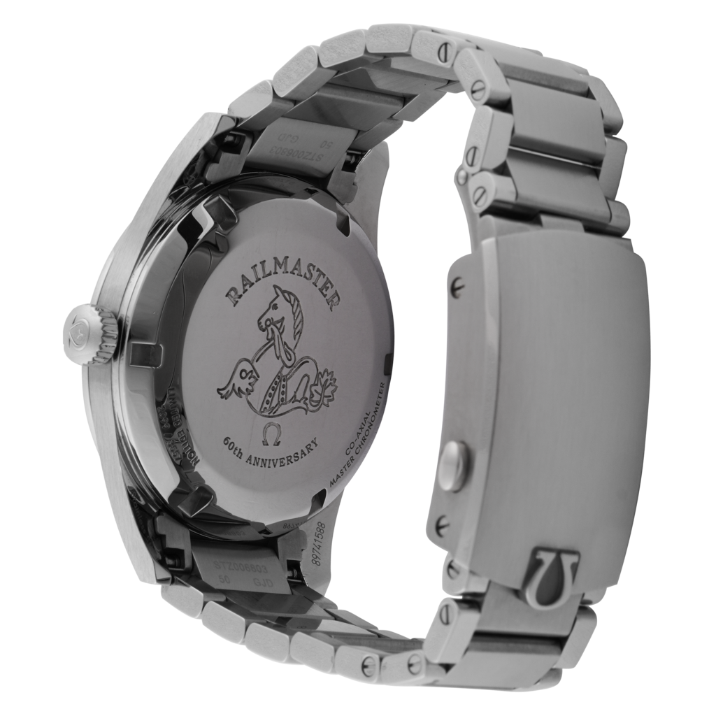 Đồng hồ nam Omega Railmaster Trilogy 1957 đáy Đồng hồ nam Omega Railmaster Trilogy 1957 đáy