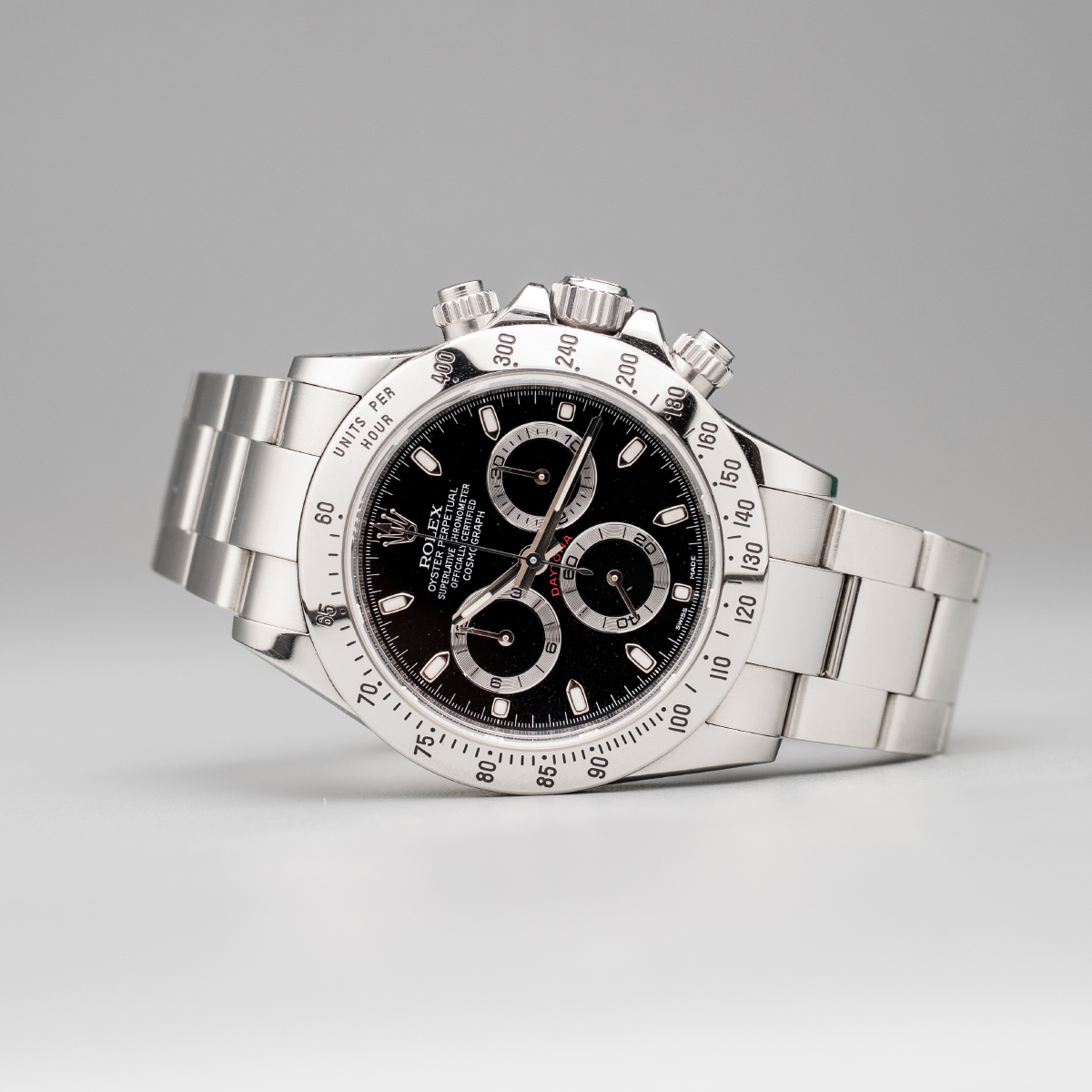 Đồng-Hồ-Nam-Rolex-Cosmograph-Daytona-Black-116520-side Đồng-Hồ-Nam-Rolex-Cosmograph-Daytona-Black-116520-side