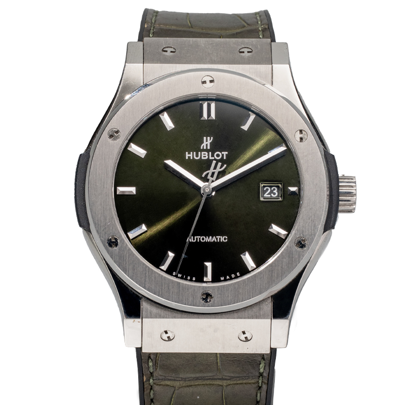 classic-fusion-titanium-green-42mm-with-leather-strap-thumbnail3