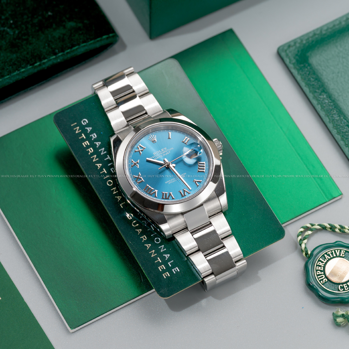 Đồng-Hồ-Nam-Rolex-Datejust-41mm-Mặt-Xanh-Số-La-Mã-126300-card