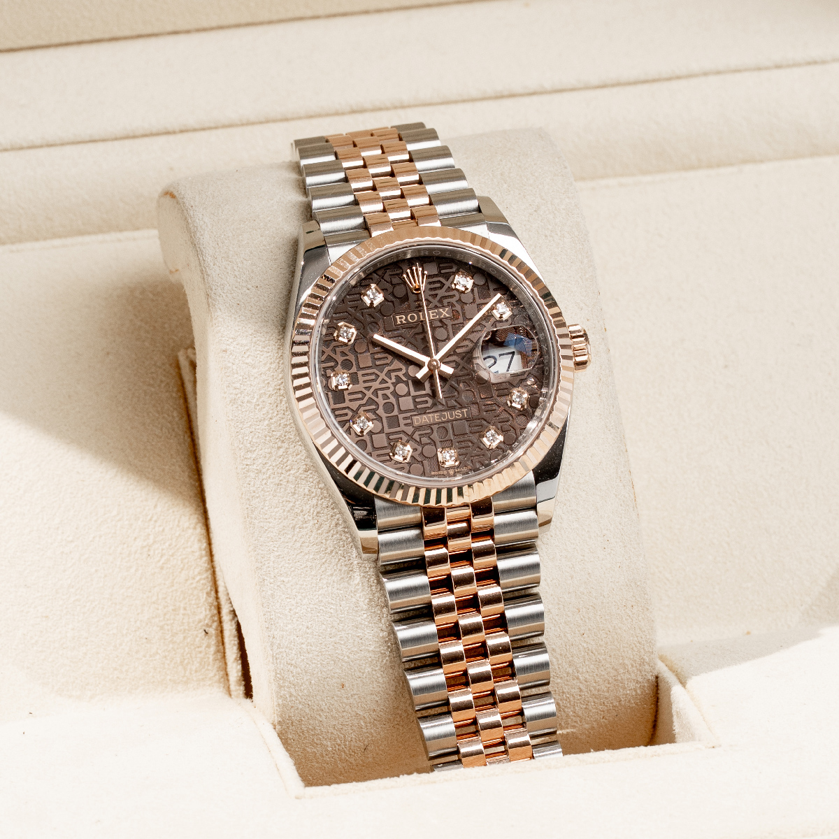 Đồng-Hồ-Rolex-Datejust-36mm-Mặt-Số-Vi-Tính-Chocolate-126231-box1